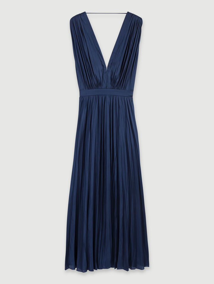 Langes plissiertes Kleid