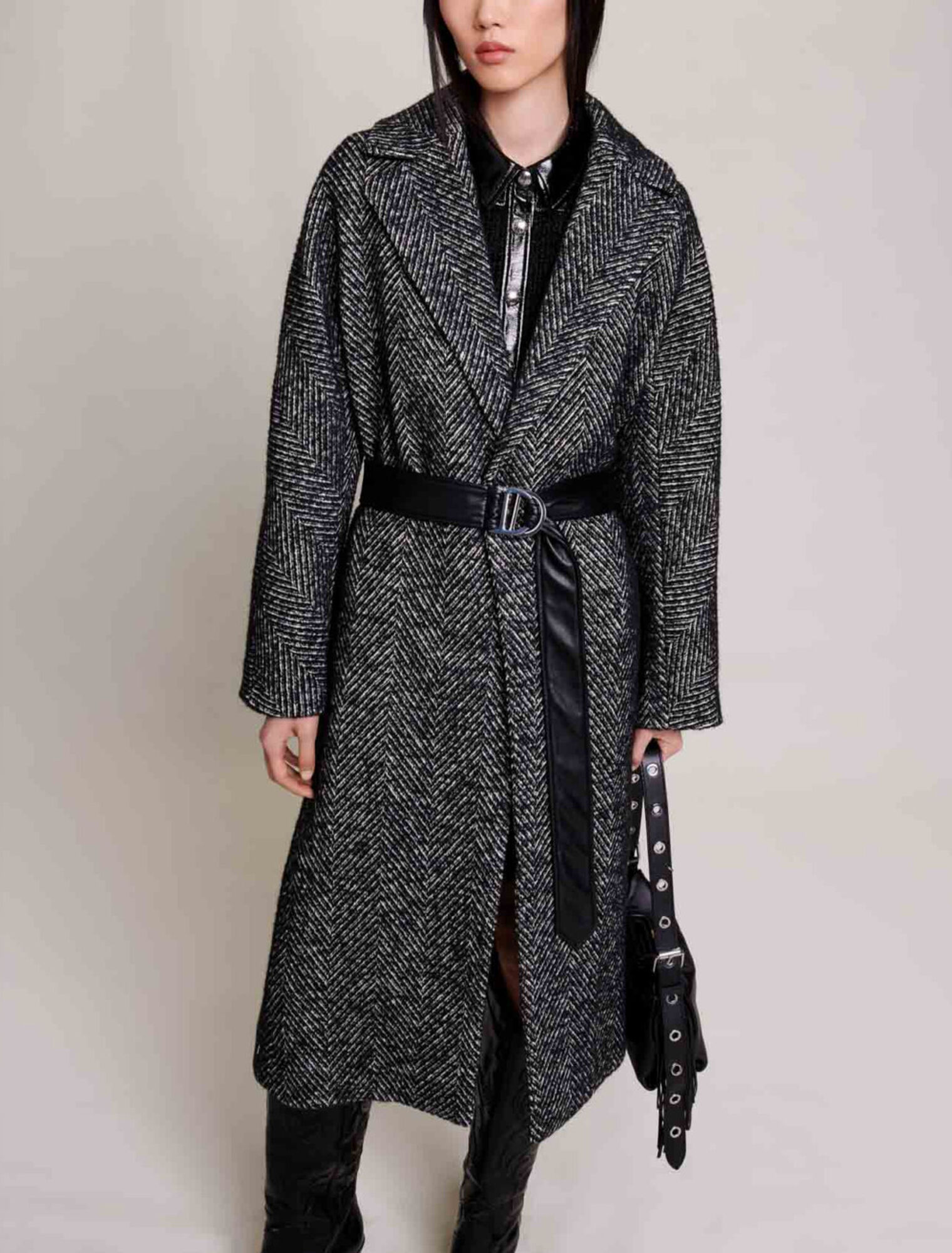 Langer Mantel mit Fischgrätenmuster