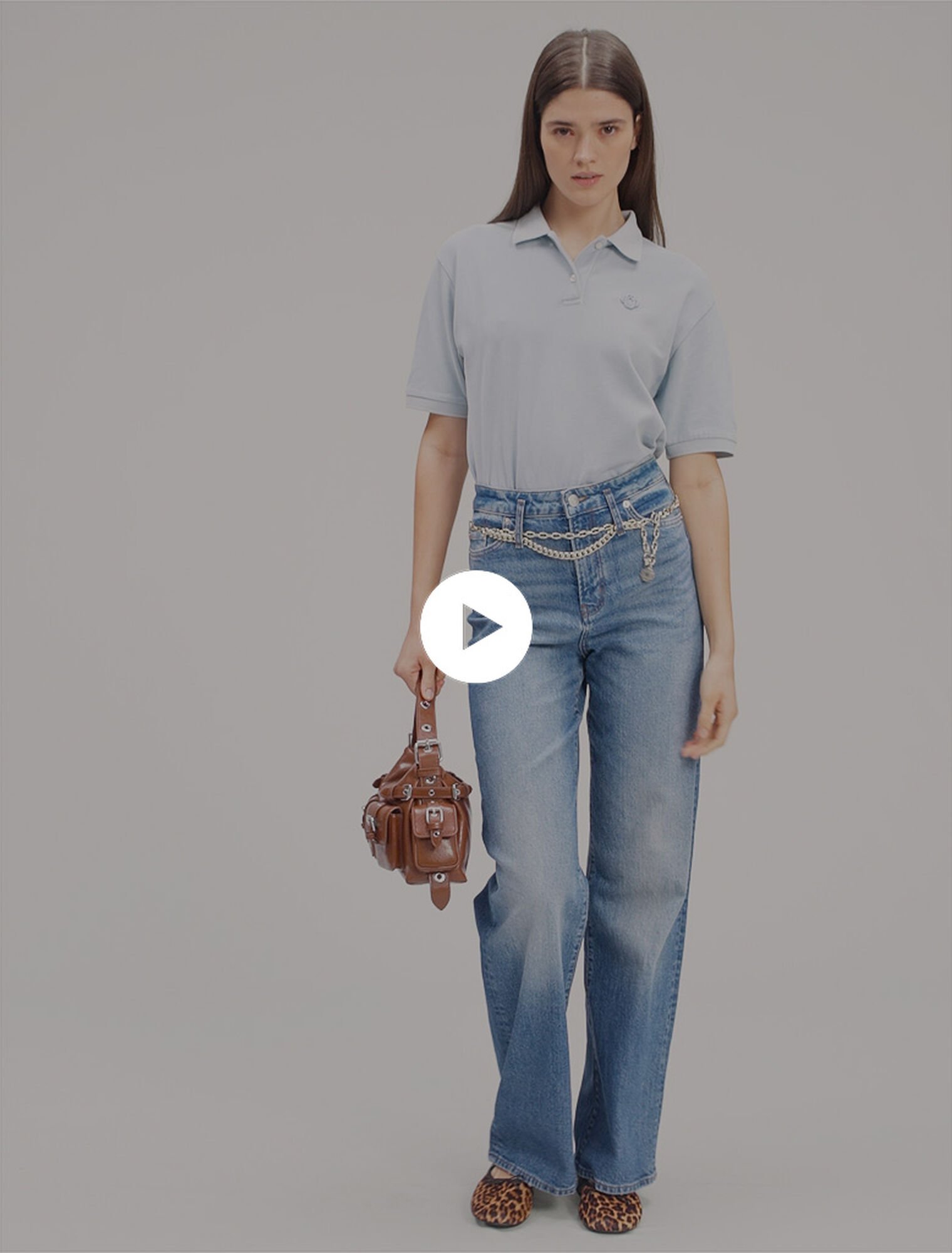 Jeans mit Kettengürtel