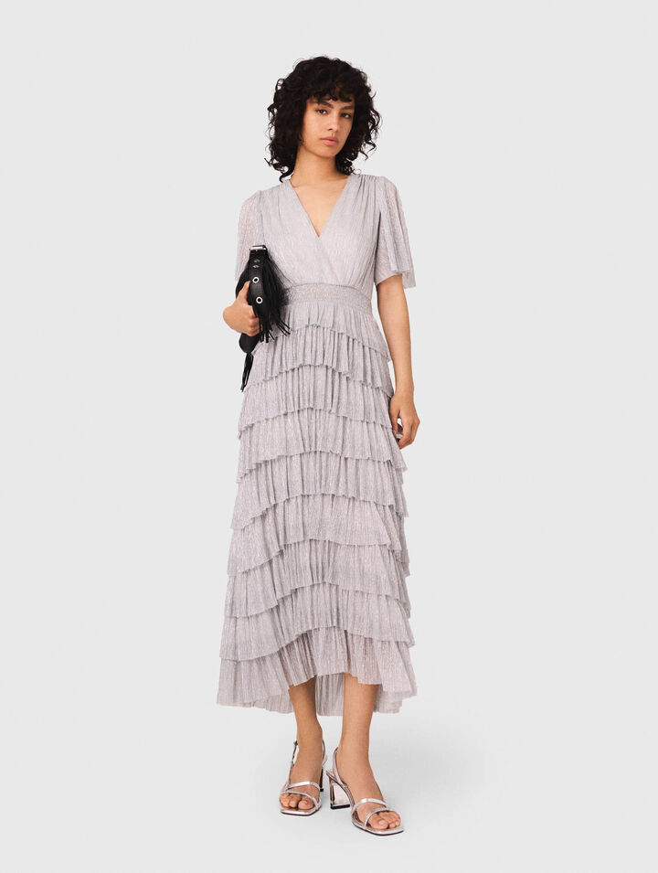 Metallisiertes Kleid mit Rüschen