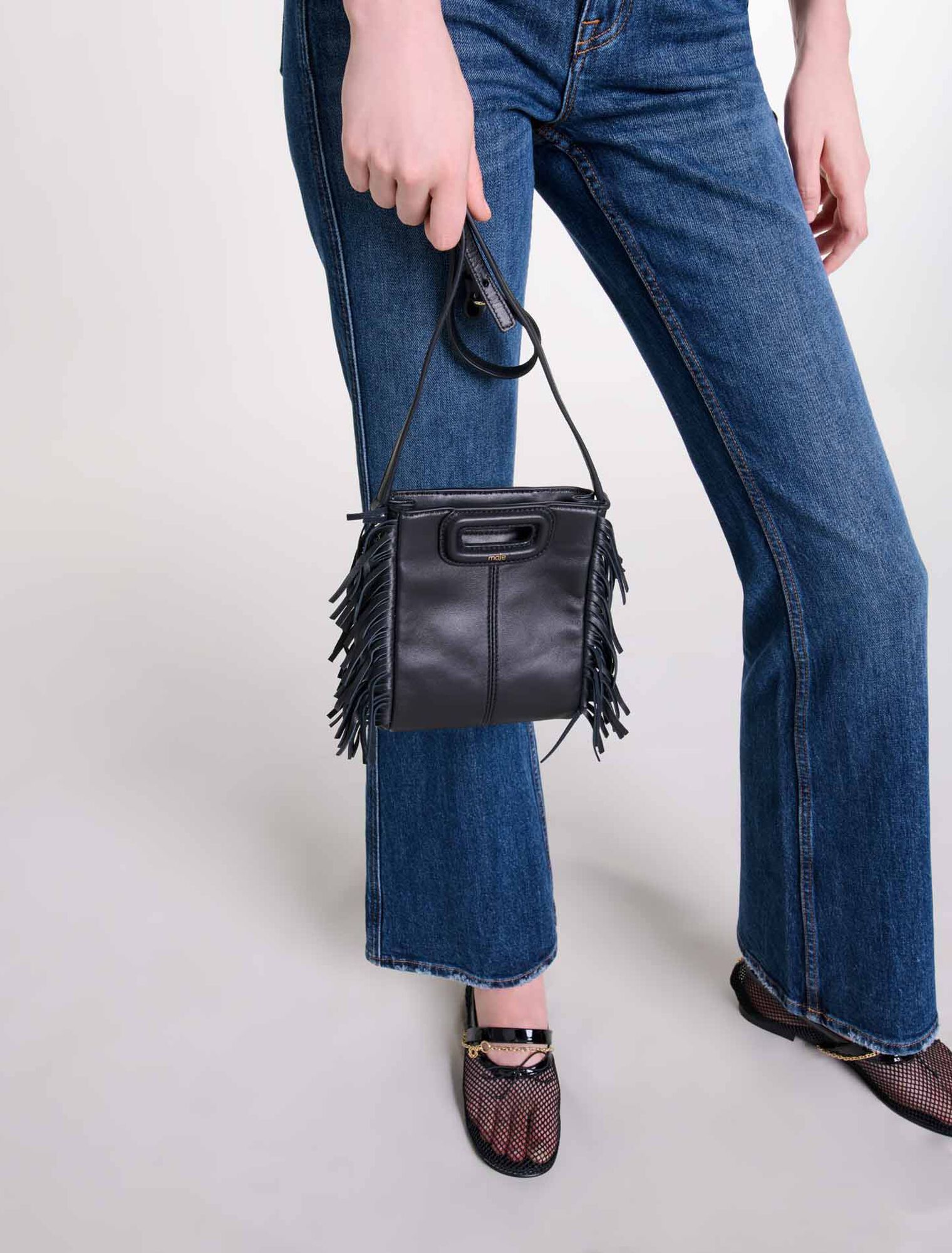 Lederhandtasche mit Kette