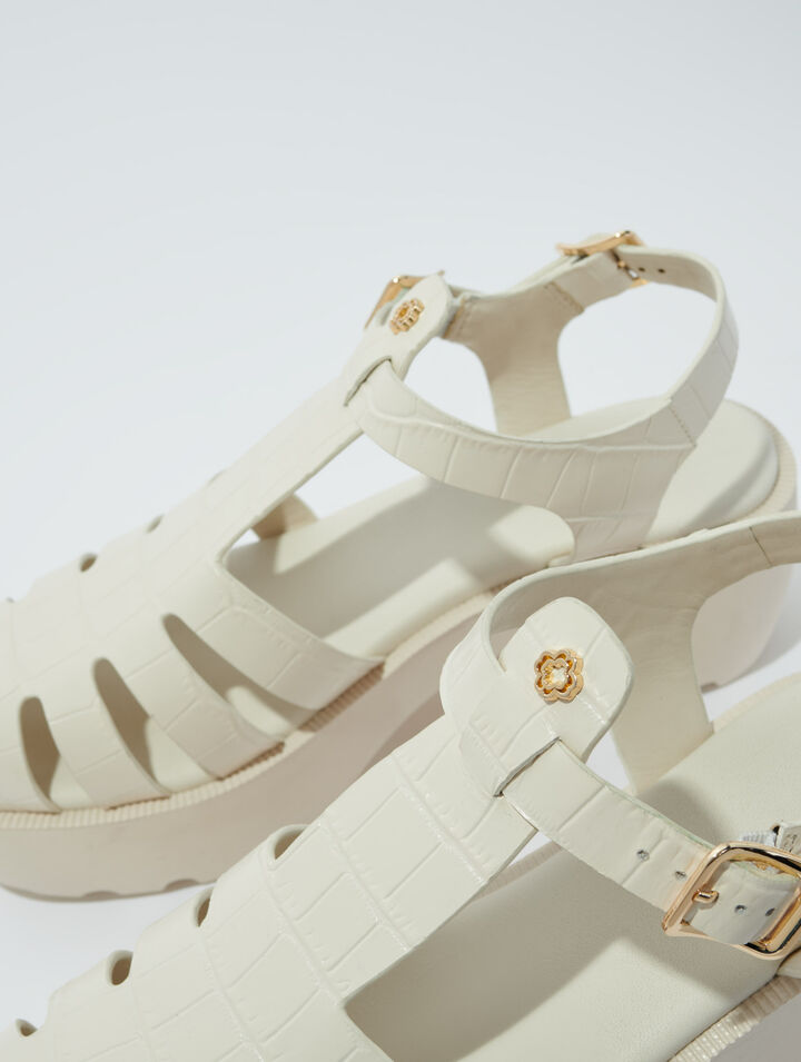 Profilierte Ledersandalen