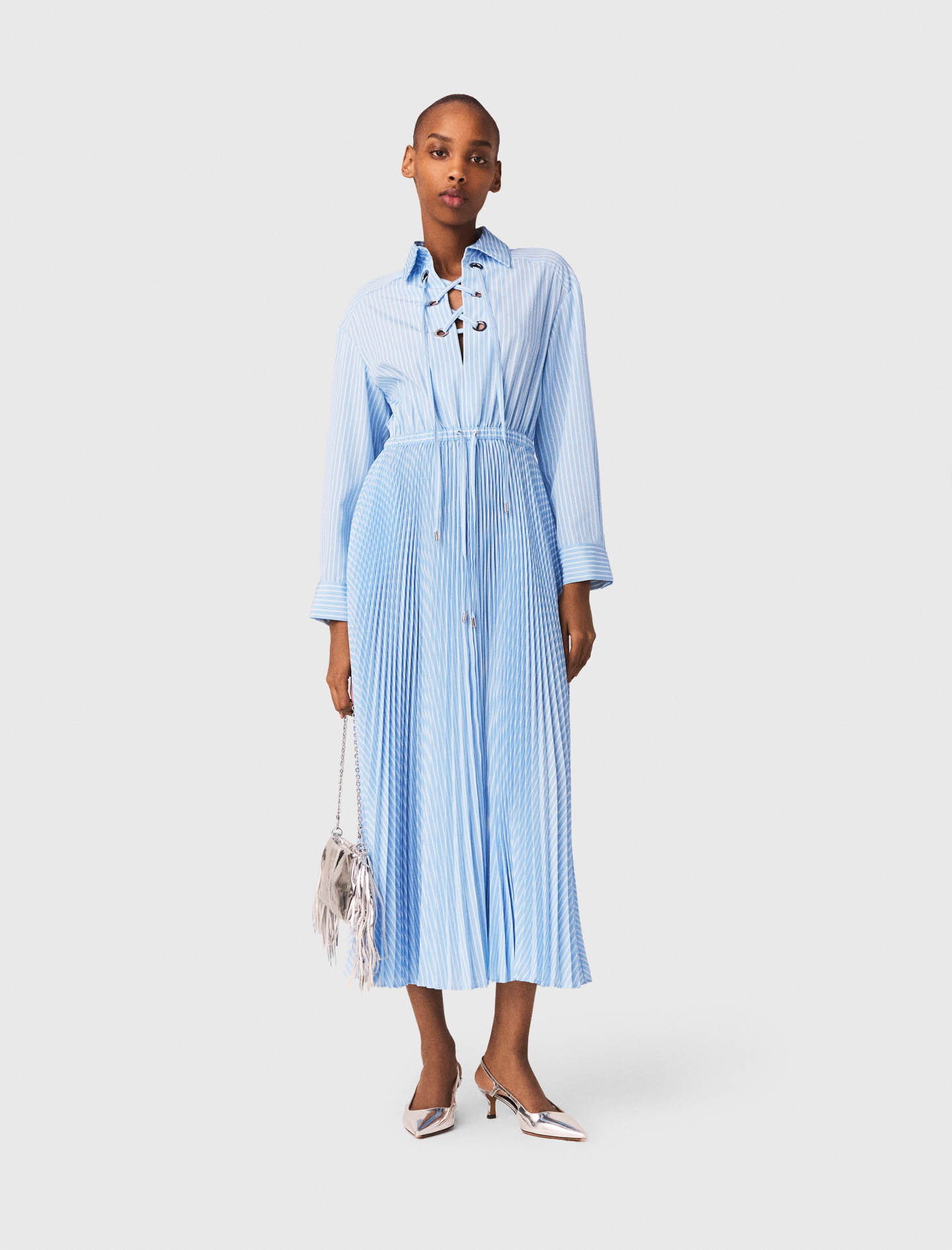 Langes Plisseekleid Mit Ösen - Blau - Größe 40 - Maje