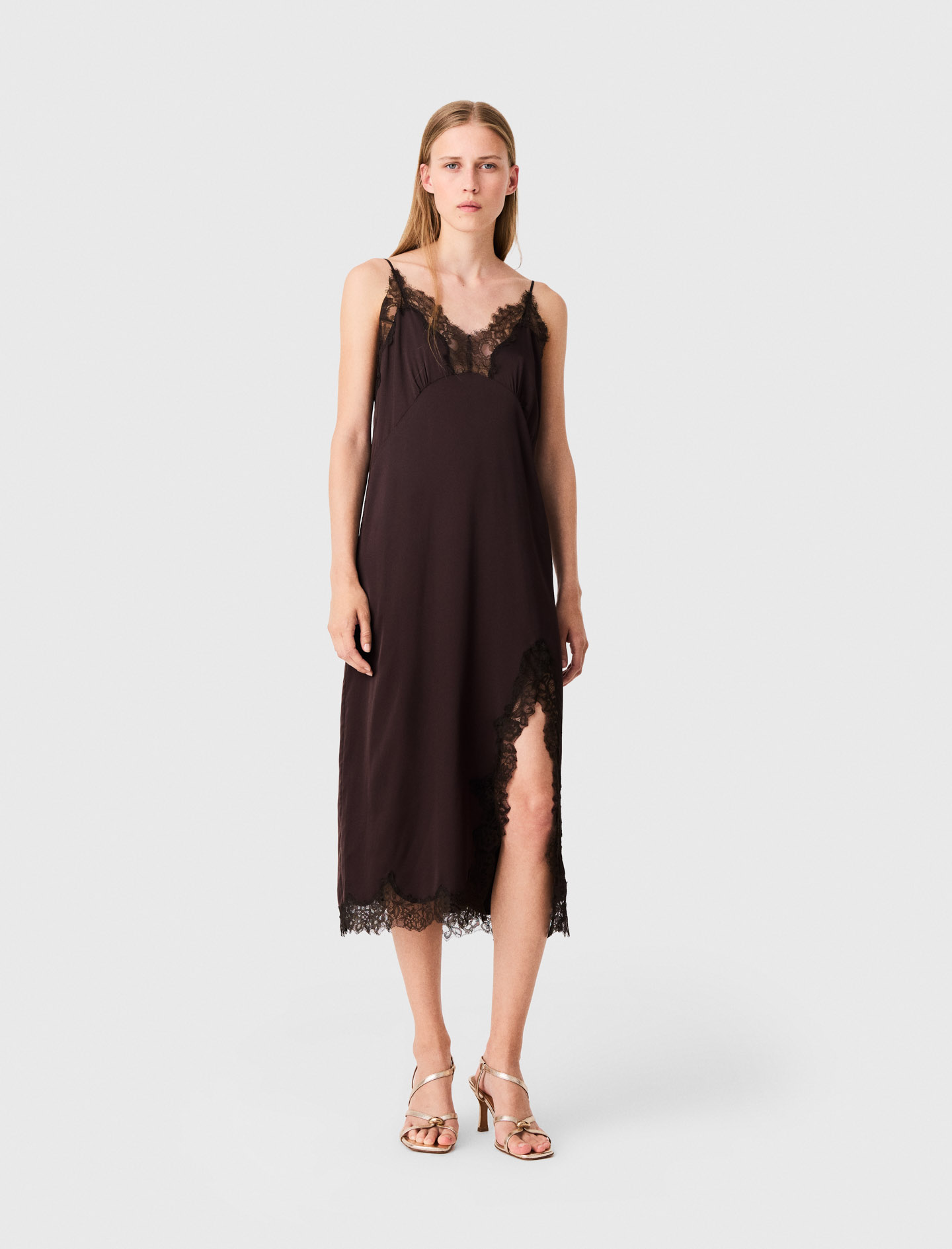 Mittellanges Slipdress - Dunkelbraun - Größe 36 - Maje