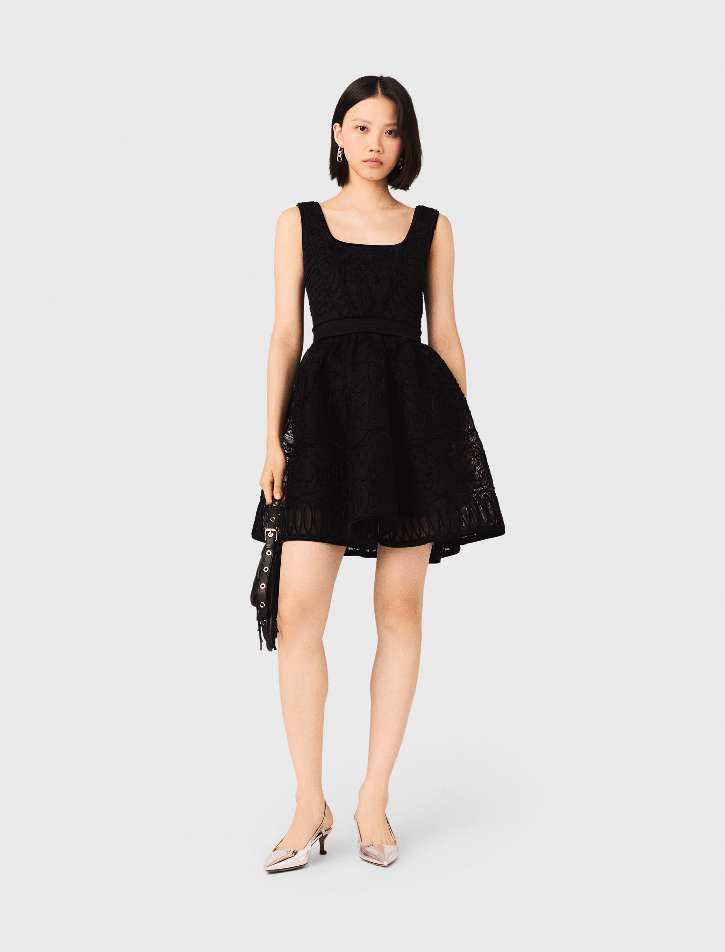 Kurzes Besticktes Korbstrick-kleid - Schwarz - Größe 40 - Maje